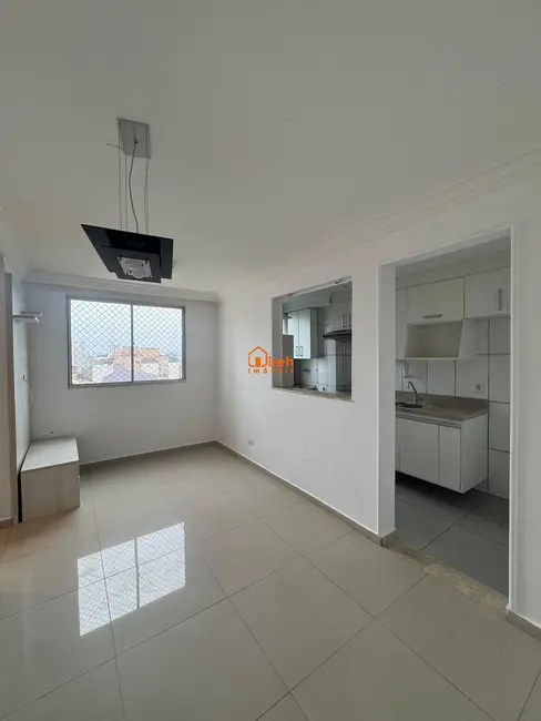 Foto 2 de Apartamento com 2 quartos à venda, 47m2 em Parque São Vicente, Maua - SP