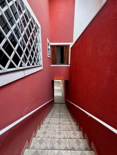 Foto 4 de Sobrado com 3 quartos à venda, 126m2 em Vila Nossa Senhora das Vitórias, Maua - SP