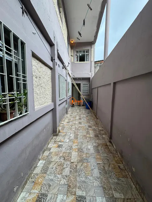 Foto 5 de Sobrado com 4 quartos à venda, 200m2 em Jardim São Jorge do Guapituba, Maua - SP
