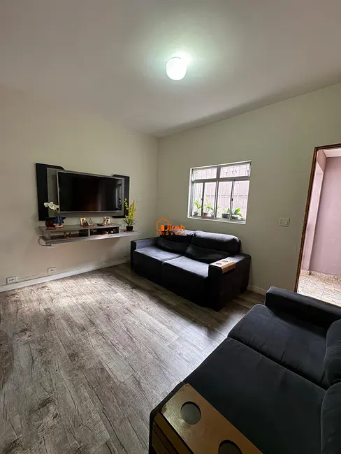 Foto 8 de Sobrado com 4 quartos à venda, 200m2 em Jardim São Jorge do Guapituba, Maua - SP