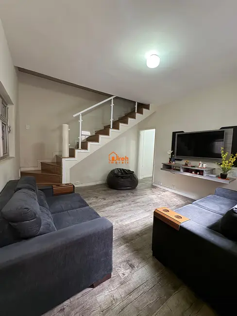 Foto 6 de Sobrado com 4 quartos à venda, 200m2 em Jardim São Jorge do Guapituba, Maua - SP