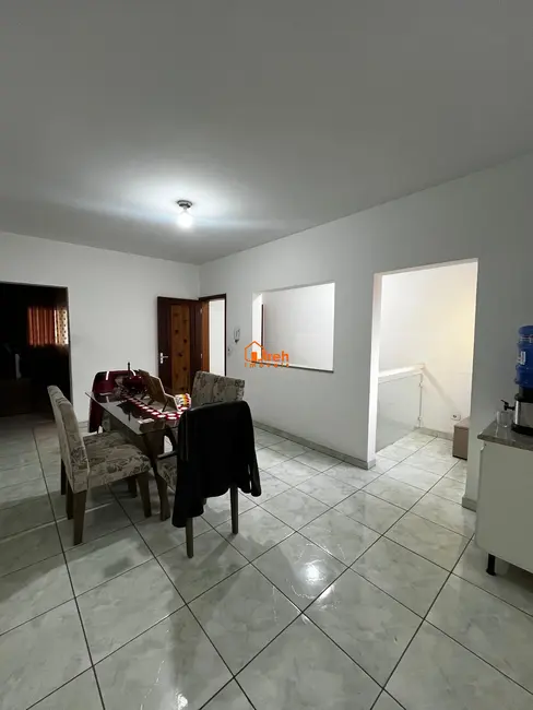 Foto 6 de Sobrado com 3 quartos à venda, 200m2 em Matriz, Maua - SP