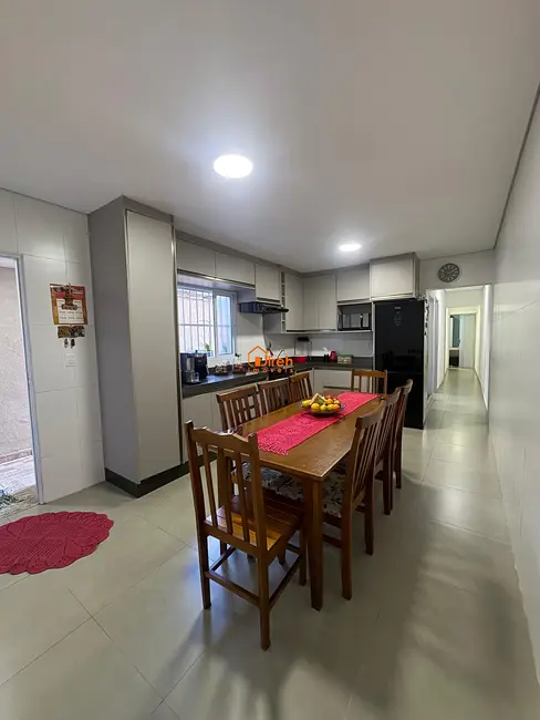 Foto 8 de Sobrado com 3 quartos à venda, 230m2 em Jardim Primavera, Maua - SP