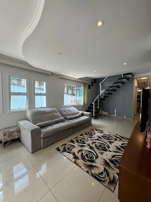 Foto 2 de Casa com 3 quartos à venda, 214m2 em Aliança, Ribeirao Pires - SP