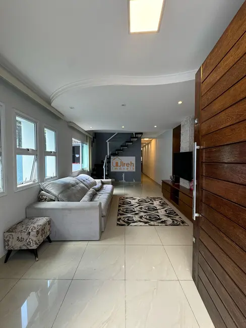 Casa com 3 quartos à venda, 214m2 em Aliança, Ribeirao Pires - SP - imagem 4 Foto 4 de Casa com 3 quartos à venda, 214m2 em Aliança, Ribeirao Pires - SP