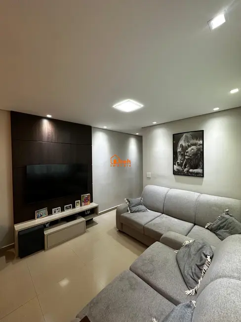 Apartamento com 2 quartos à venda, 70m2 em Parque São Vicente, Maua - SP - imagem 8 Foto 8 de Apartamento com 2 quartos à venda, 70m2 em Parque São Vicente, Maua - SP