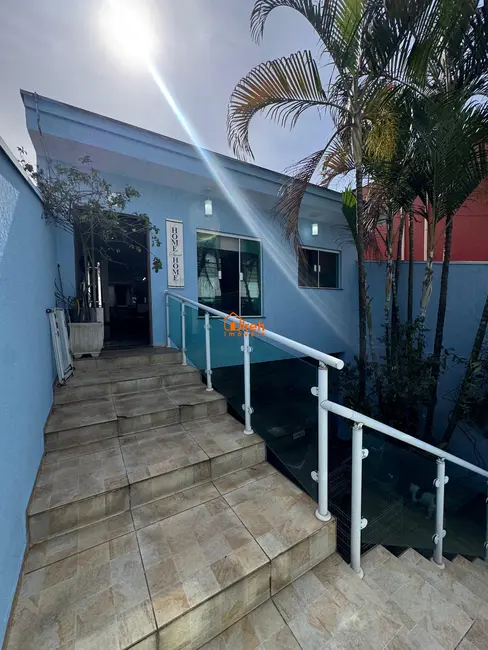 Foto 1 de Casa com 3 quartos à venda, 225m2 em Vila Magini, Maua - SP