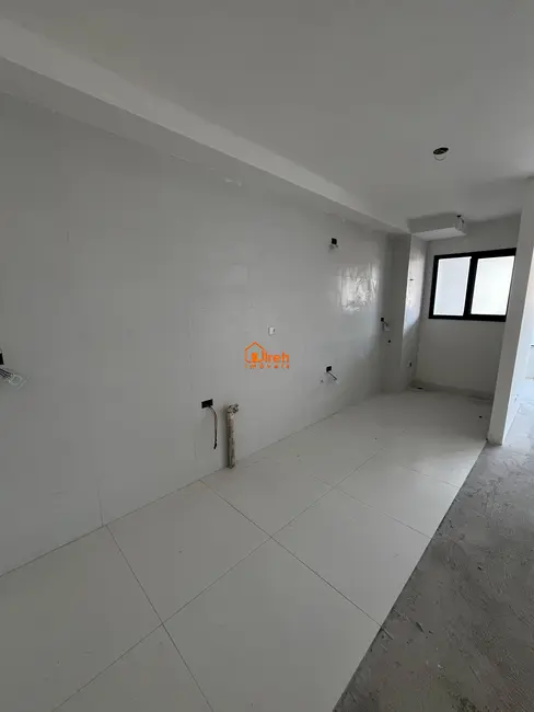 Foto 4 de Apartamento com 3 quartos à venda, 80m2 em Parque São Vicente, Maua - SP