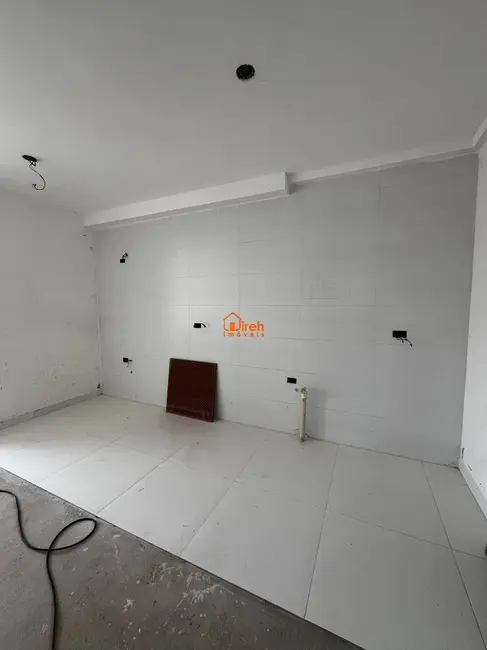 Apartamento com 1 quarto à venda, 50m2 em Parque São Vicente, Maua - SP - imagem 2 Foto 2 de Apartamento com 1 quarto à venda, 50m2 em Parque São Vicente, Maua - SP
