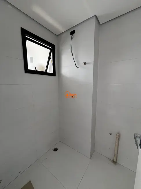 Apartamento com 1 quarto à venda, 50m2 em Parque São Vicente, Maua - SP - imagem 7 Foto 7 de Apartamento com 1 quarto à venda, 50m2 em Parque São Vicente, Maua - SP