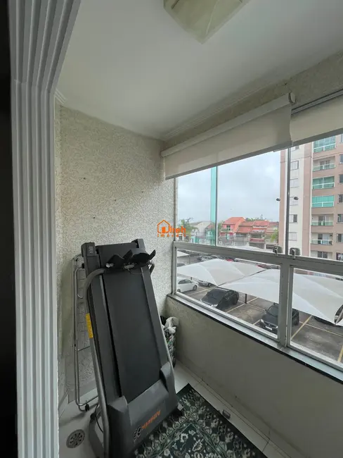 Foto 6 de Apartamento com 3 quartos à venda, 63m2 em Parque São Vicente, Maua - SP