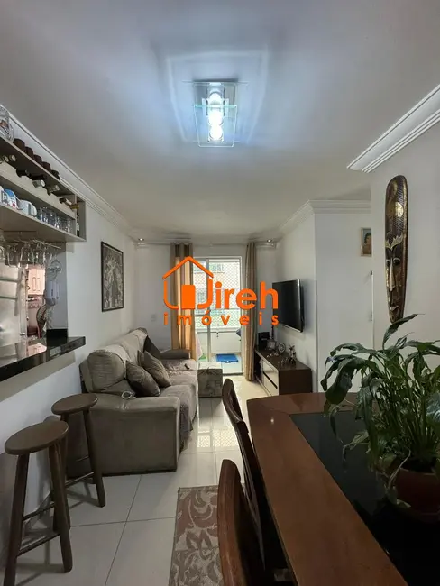 Foto 2 de Apartamento com 3 quartos à venda, 64m2 em Parque São Vicente, Maua - SP