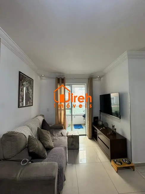 Foto 3 de Apartamento com 3 quartos à venda, 64m2 em Parque São Vicente, Maua - SP