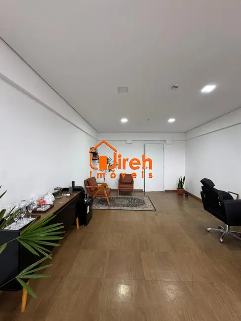 Foto 15 de Apartamento à venda, 30m2 em Vila Bocaina, Maua - SP