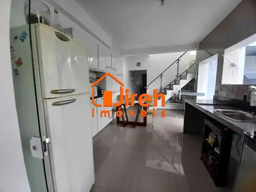 Foto 6 de Sobrado com 2 quartos à venda, 175m2 em Jardim Guapituba, Maua - SP