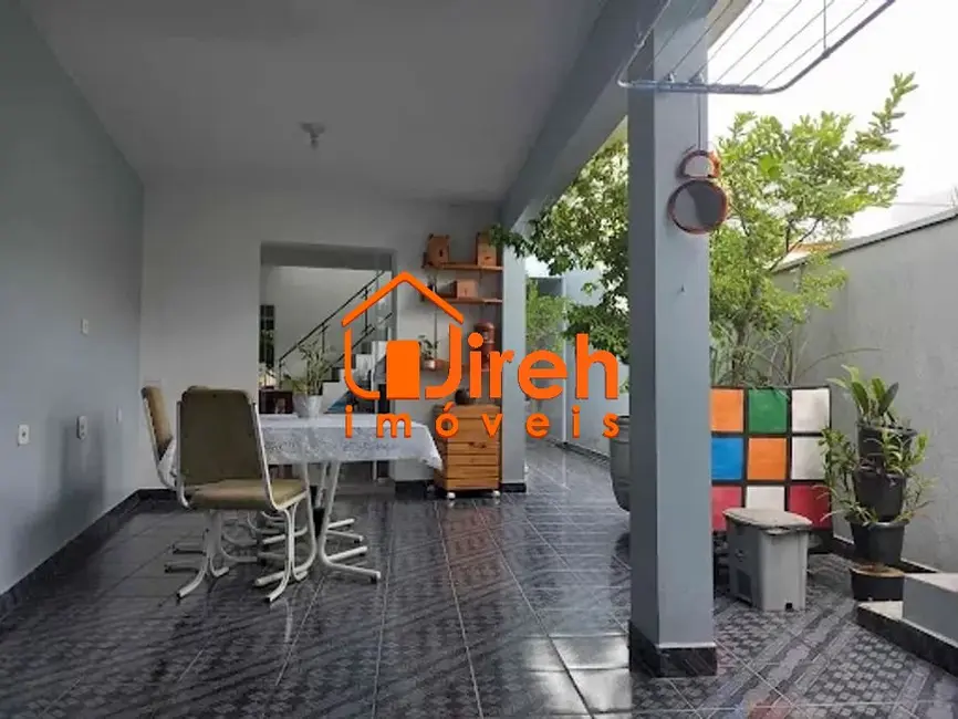 Foto 1 de Sobrado com 2 quartos à venda, 175m2 em Jardim Guapituba, Maua - SP