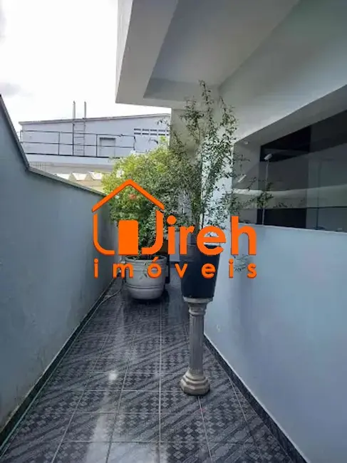 Foto 2 de Sobrado com 2 quartos à venda, 175m2 em Jardim Guapituba, Maua - SP