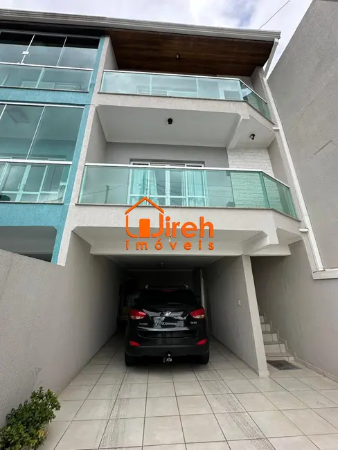 Sobrado com 3 quartos à venda, 260m2 em Vila Nossa Senhora das Vitórias, Maua - SP - imagem 3 Foto 3 de Sobrado com 3 quartos à venda, 260m2 em Vila Nossa Senhora das Vitórias, Maua - SP