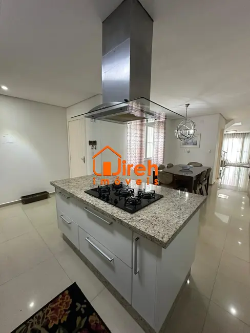 Sobrado com 3 quartos à venda, 260m2 em Vila Nossa Senhora das Vitórias, Maua - SP - imagem 8 Foto 8 de Sobrado com 3 quartos à venda, 260m2 em Vila Nossa Senhora das Vitórias, Maua - SP