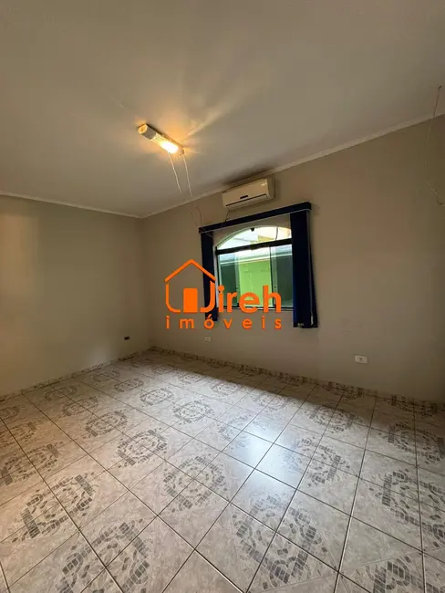Foto 9 de Sobrado com 3 quartos à venda, 221m2 em Jardim Santa Lídia, Maua - SP