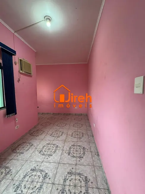 Foto 6 de Sobrado com 3 quartos à venda, 221m2 em Jardim Santa Lídia, Maua - SP