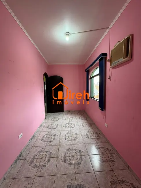 Foto 8 de Sobrado com 3 quartos à venda, 221m2 em Jardim Santa Lídia, Maua - SP