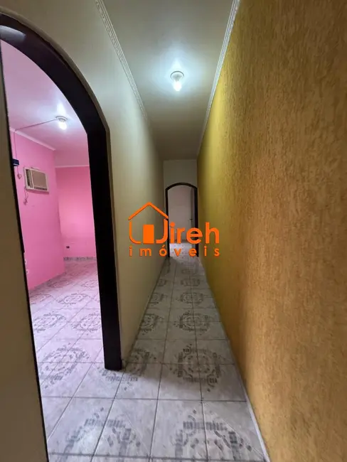 Foto 4 de Sobrado com 3 quartos à venda, 221m2 em Jardim Santa Lídia, Maua - SP