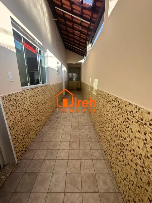 Foto 2 de Casa com 2 quartos à venda, 134m2 em Jardim Mauá, Maua - SP