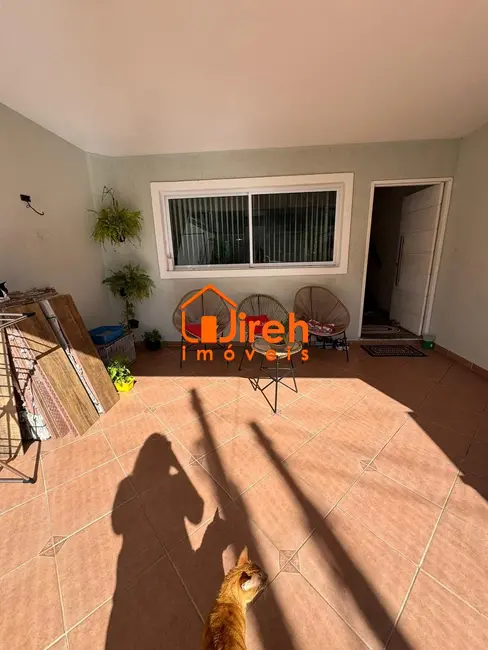 Foto 1 de Sobrado com 3 quartos à venda, 180m2 em Parque São Vicente, Maua - SP