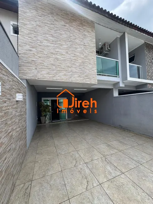 Foto 3 de Sobrado com 3 quartos à venda, 140m2 em Parque São Vicente, Maua - SP