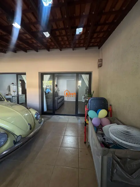 Foto 2 de Casa com 3 quartos à venda, 194m2 em Suíssa, Ribeirao Pires - SP