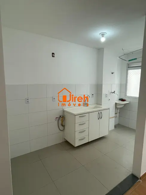 Foto 3 de Apartamento com 2 quartos à venda, 45m2 em Parque São Vicente, Maua - SP