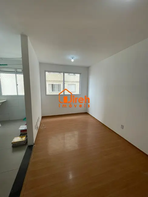 Foto 2 de Apartamento com 2 quartos à venda, 45m2 em Parque São Vicente, Maua - SP