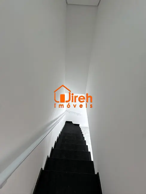 Foto 2 de Sobrado com 3 quartos à venda, 151m2 em Vila Assis Brasil, Maua - SP