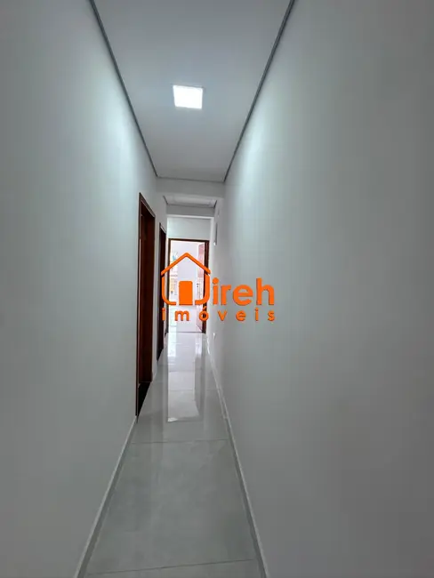 Foto 3 de Sobrado com 3 quartos à venda, 151m2 em Vila Assis Brasil, Maua - SP