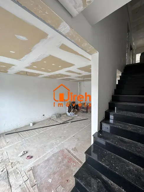 Foto 8 de Sobrado com 3 quartos à venda, 200m2 em Jardim Pedroso, Maua - SP