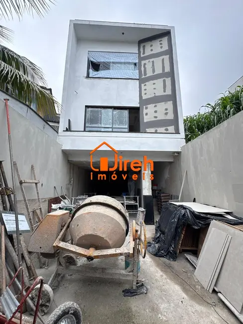 Foto 1 de Sobrado com 3 quartos à venda, 200m2 em Jardim Pedroso, Maua - SP