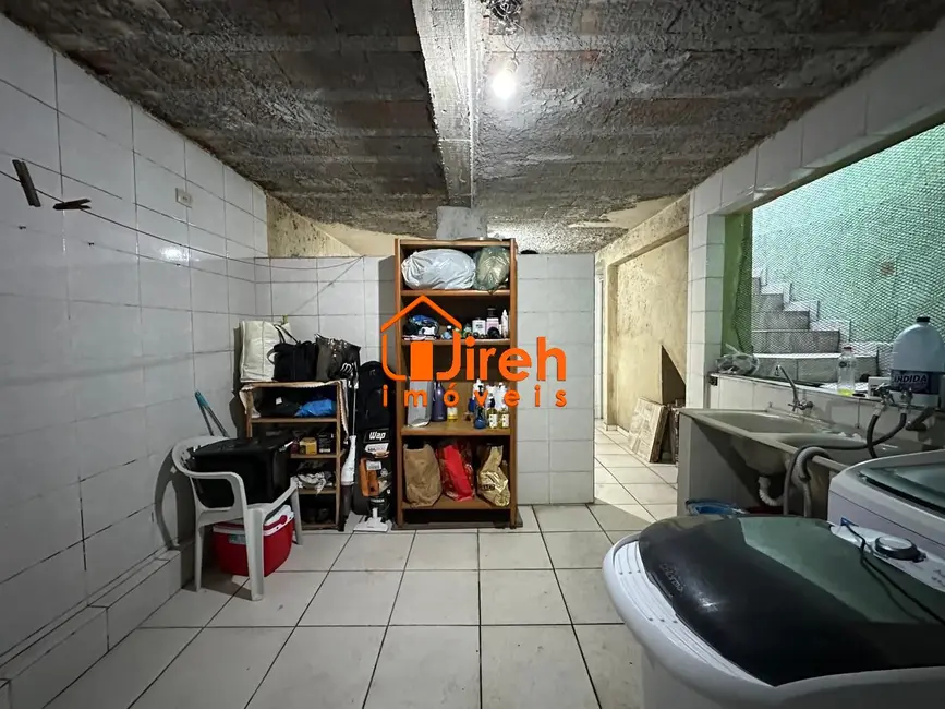 Foto 2 de Sobrado com 2 quartos à venda, 175m2 em Jardim Primavera, Maua - SP