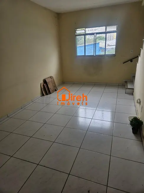 Sobrado com 2 quartos à venda em Vila Nossa Senhora das Vitórias, Maua - SP - imagem 4 Foto 4 de Sobrado com 2 quartos à venda em Vila Nossa Senhora das Vitórias, Maua - SP