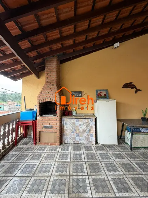 Foto 2 de Sobrado com 2 quartos à venda, 280m2 em Vila Assis Brasil, Maua - SP