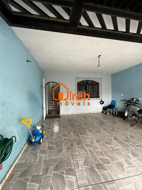 Sobrado com 2 quartos à venda, 175m2 em Jardim Primavera, Maua - SP - imagem 2 Foto 2 de Sobrado com 2 quartos à venda, 175m2 em Jardim Primavera, Maua - SP