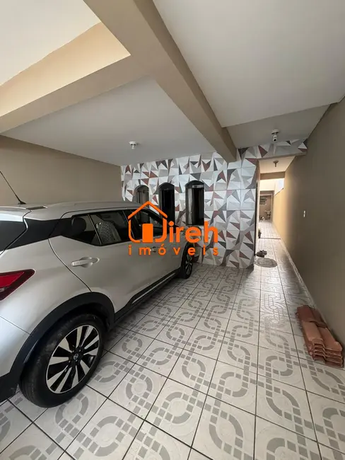 Foto 1 de Sobrado com 3 quartos à venda, 205m2 em Vila Nossa Senhora das Vitórias, Maua - SP