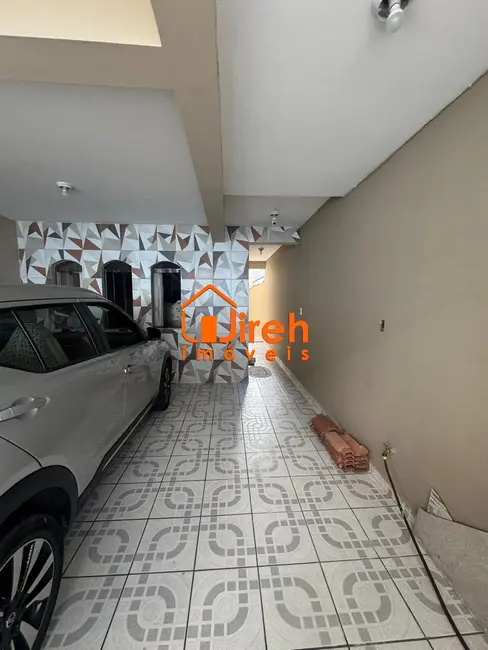 Foto 2 de Sobrado com 3 quartos à venda, 205m2 em Vila Nossa Senhora das Vitórias, Maua - SP