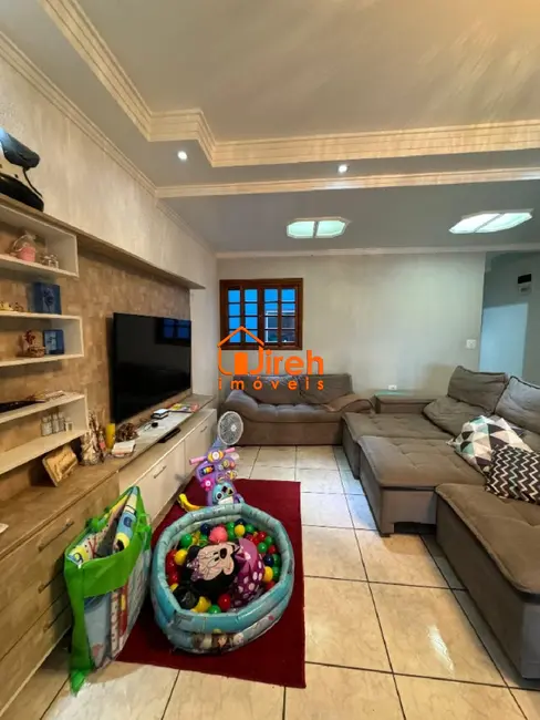 Casa com 3 quartos à venda, 130m2 em Jardim Guapituba, Maua - SP - imagem 4 Foto 4 de Casa com 3 quartos à venda, 130m2 em Jardim Guapituba, Maua - SP