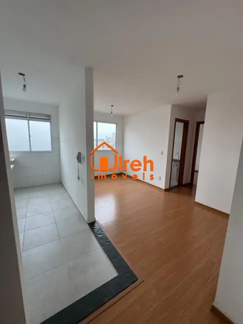 Foto 1 de Apartamento com 2 quartos à venda, 43m2 em Parque São Vicente, Maua - SP