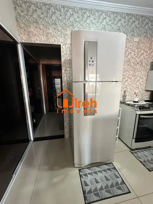 Foto 3 de Casa com 2 quartos à venda, 195m2 em Vila Assis Brasil, Maua - SP