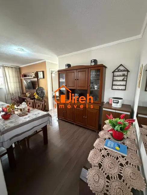 Foto 1 de Apartamento com 2 quartos à venda, 48m2 em Parque São Vicente, Maua - SP