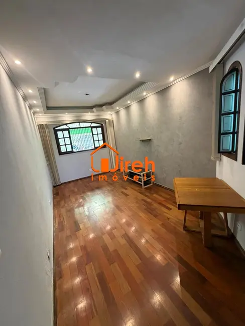 Foto 7 de Sobrado com 3 quartos à venda, 194m2 em Parque São Vicente, Maua - SP