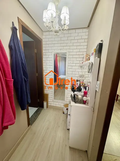 Foto 6 de Apartamento com 3 quartos à venda, 80m2 em Parque São Vicente, Maua - SP
