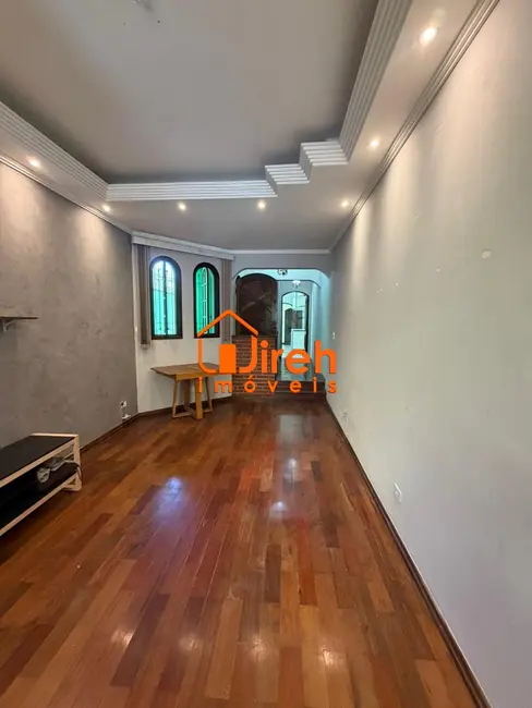 Foto 5 de Sobrado com 3 quartos à venda, 194m2 em Parque São Vicente, Maua - SP